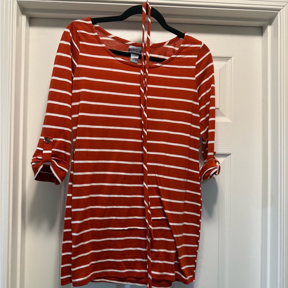 Motherhood Brown and Orange Cuffed Sleeve Blouse